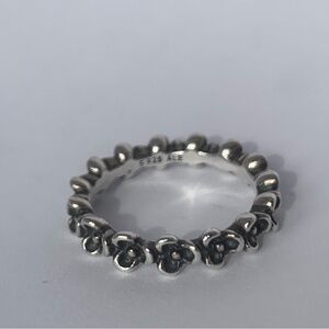 Pandora Silver “Wanda’s Garden” Stacking Ring